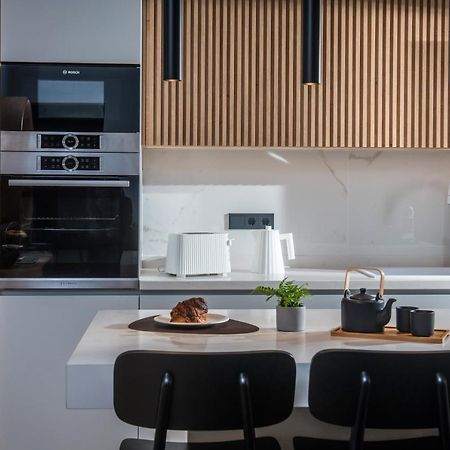 Relaxo Collection Luxury Suites In The Heart Of Heraklion Luaran gambar