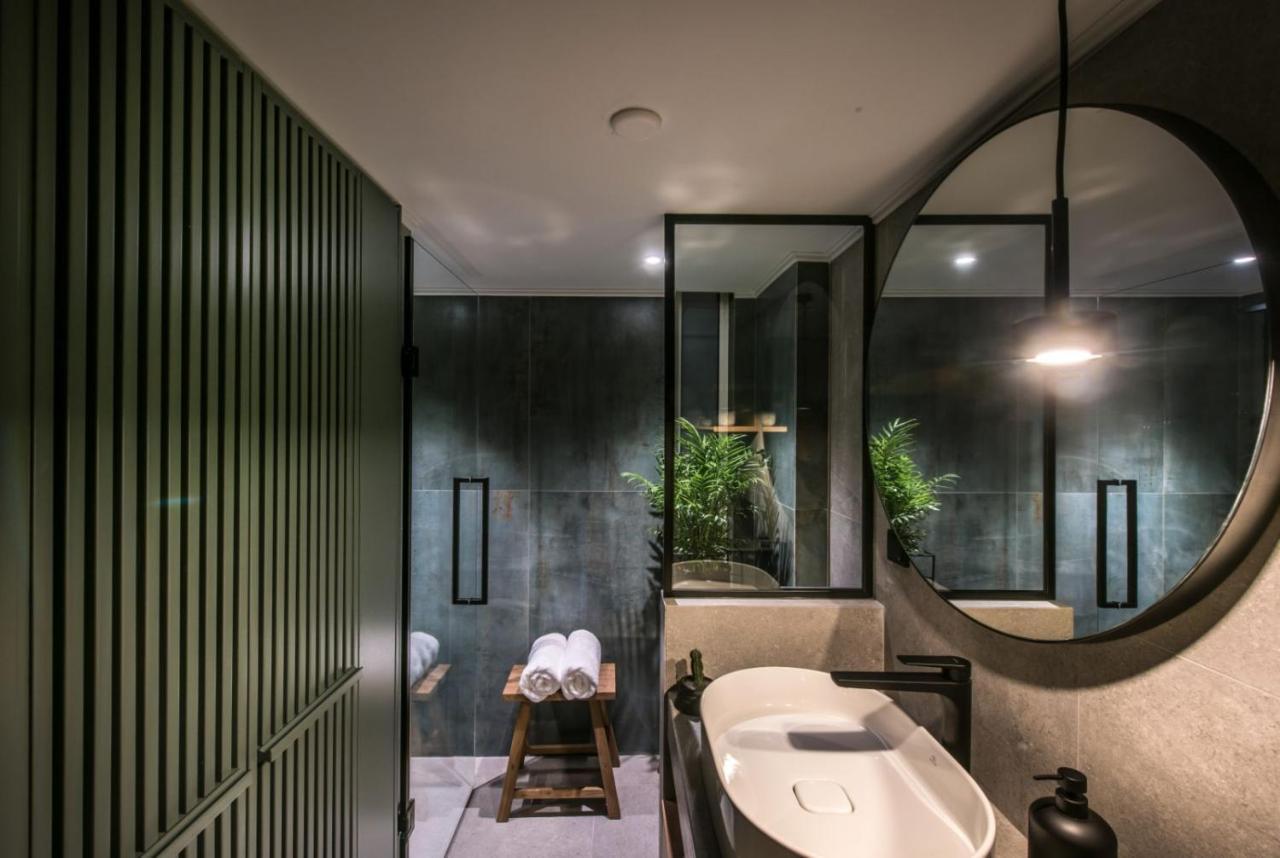 Relaxo Collection Luxury Suites In The Heart Of Heraklion Luaran gambar