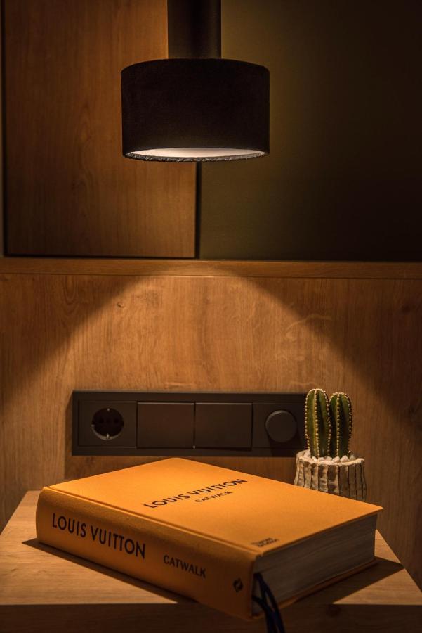 Relaxo Collection Luxury Suites In The Heart Of Heraklion Luaran gambar